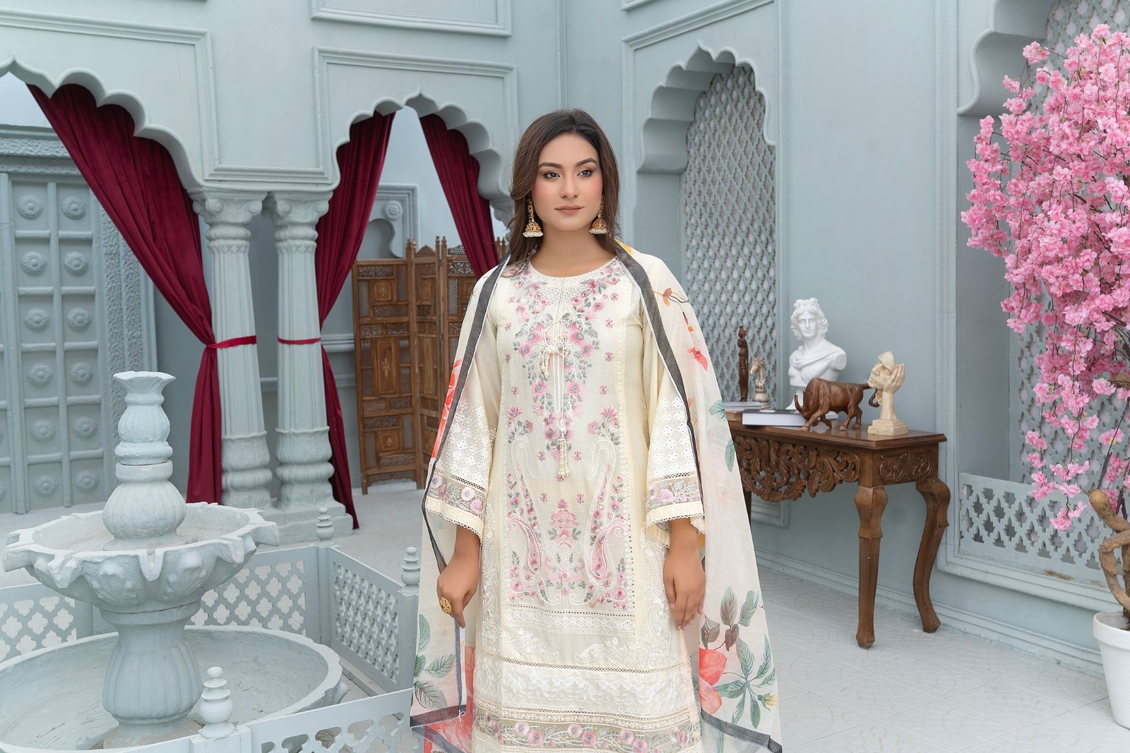 K55 cream umar boutique (4)