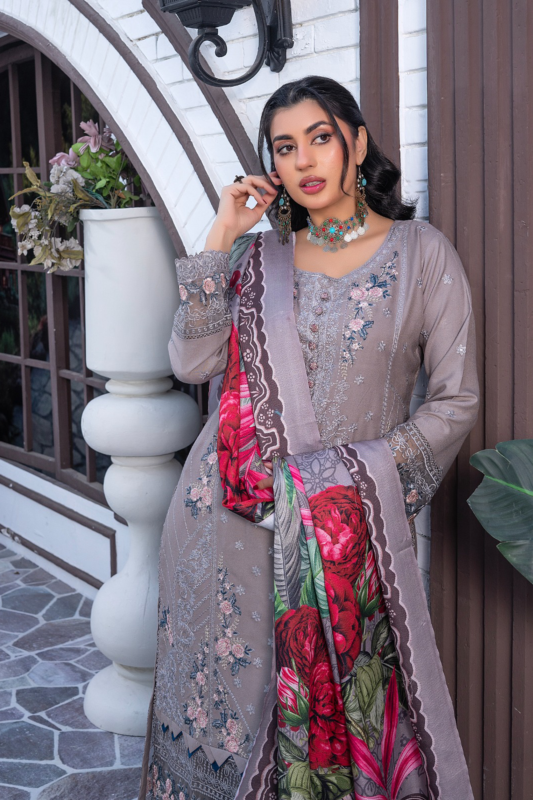 Design D-70 embroidered Dhanak suit with printed wool shawl – Umar Boutique