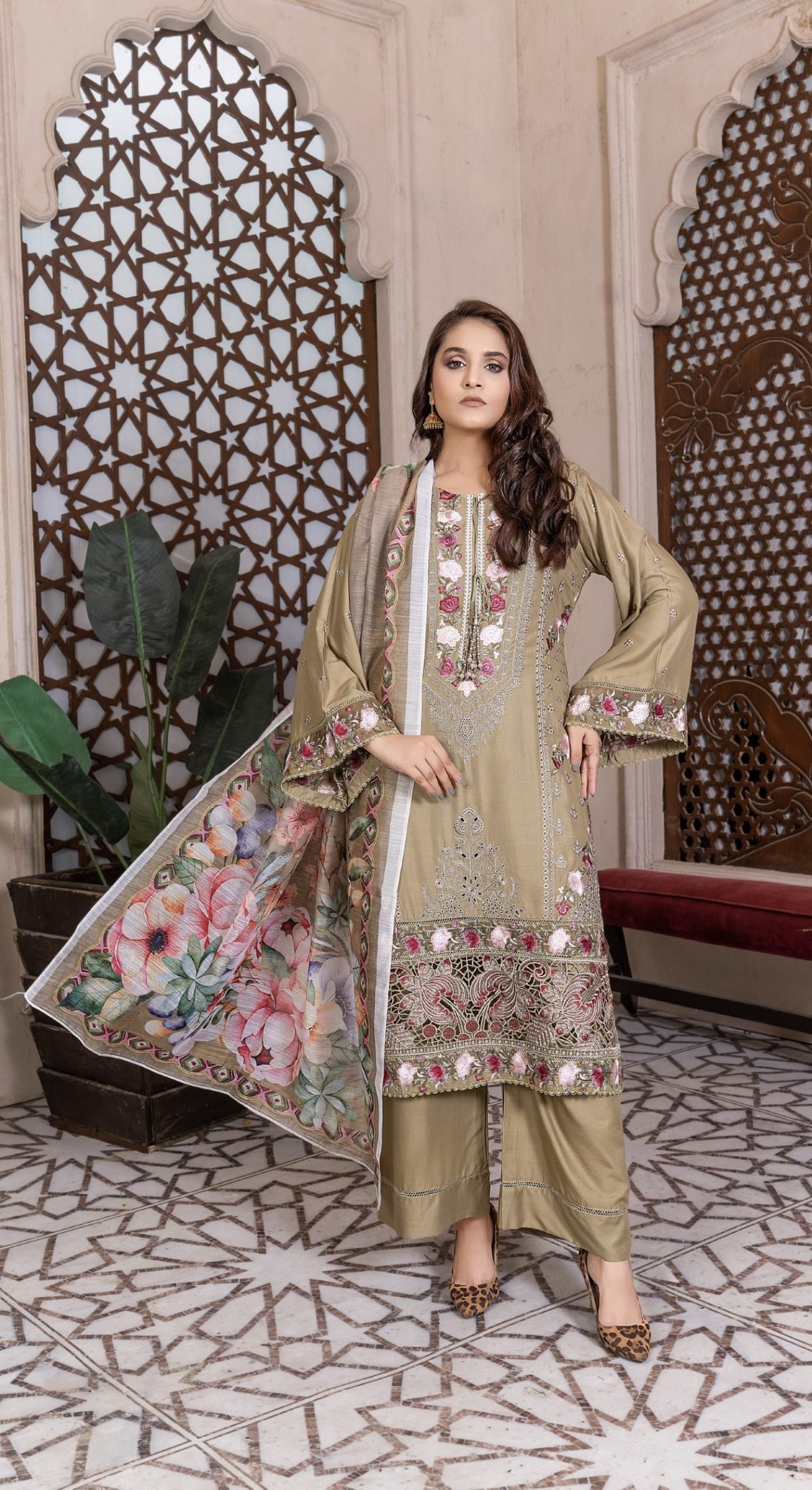Design L22 Umar boutique