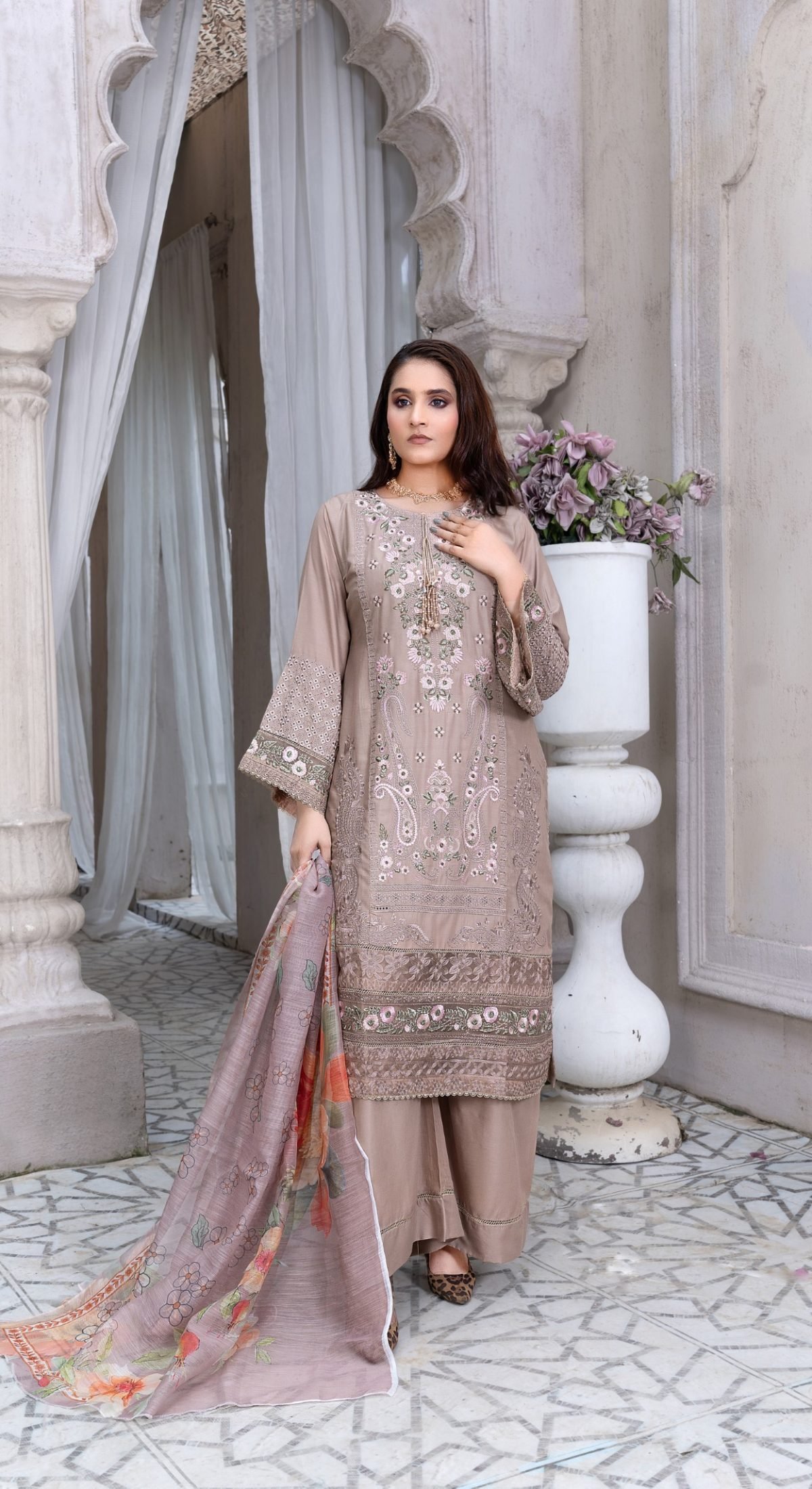 DESIGN L14 | UMAR BOUTIQUE