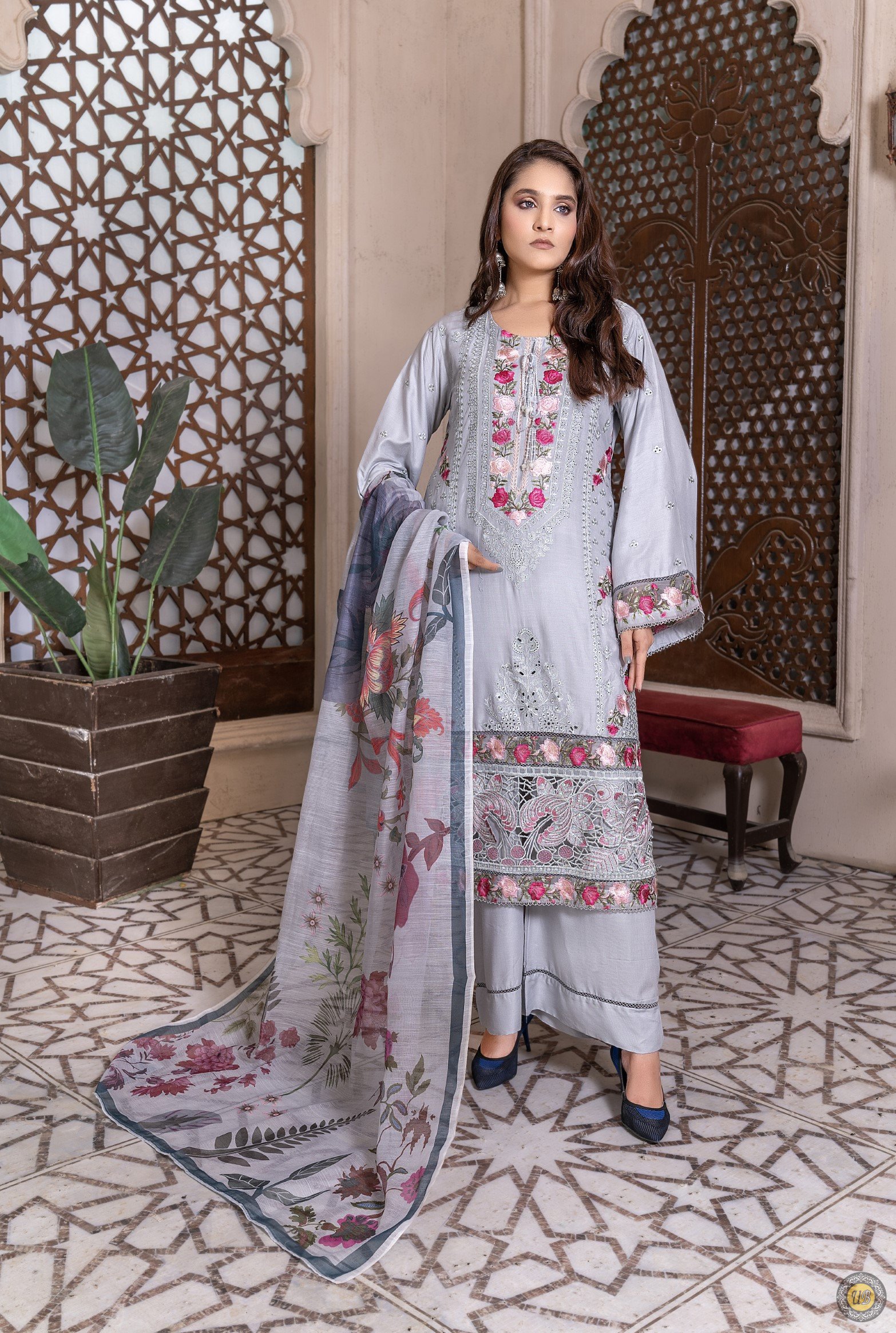Design L22 Umar boutique